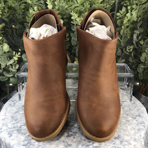 American Eagle by Payless Zuri Star Cognac Zip Booties Girls 3M🌟NWT&NIB🌟 - Picture 2 of 11